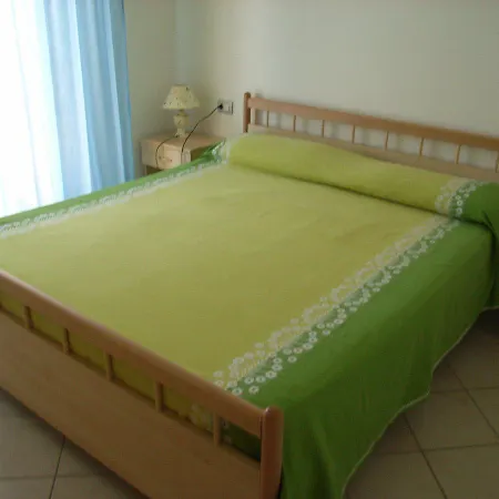 Green Bay Village 4* Pineto