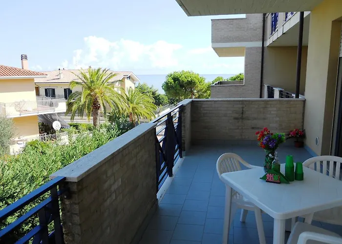 Green Bay Village Aparthotel