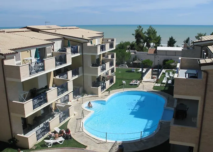 アパートホテル Green Bay Village