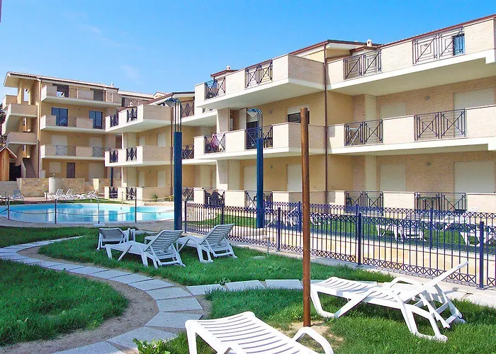 Green Bay Village Aparthotel 4*