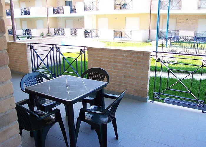 Aparthotel Green Bay Village Pineto