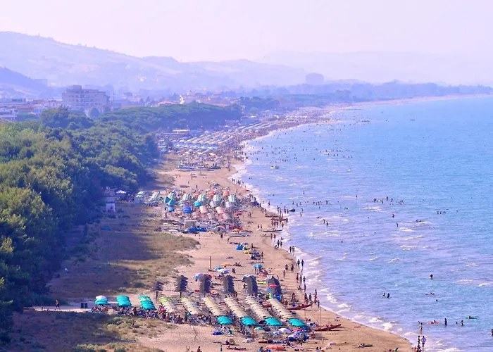 Aparthotel Green Bay Village Pineto