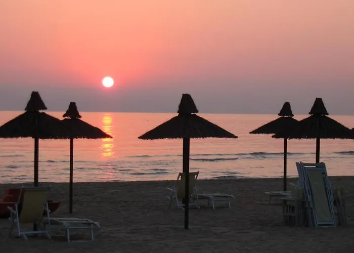 アパートホテル Green Bay Village ピネート