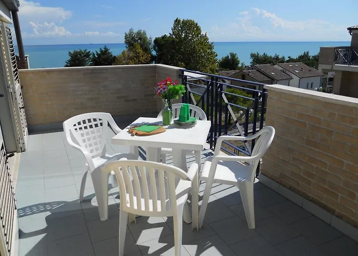 Green Bay Village アパートホテル